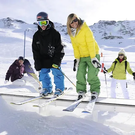 Schuss - Location: Pour 5 Personnes Dans Un Quartier Calme Mae-9036 *