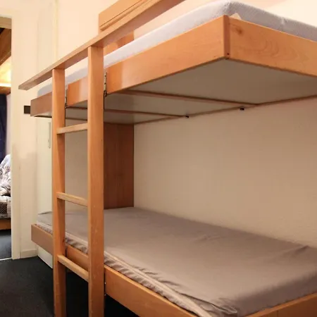 Schuss - Location: Pour 5 Personnes Dans Un Quartier Calme Mae-9036 *